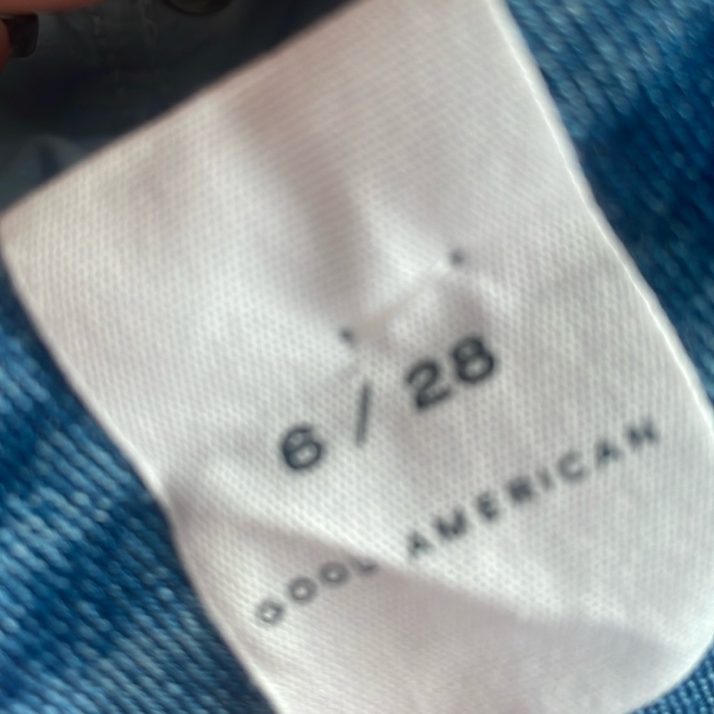 GOOD AMERICAN Good Waist Crop Jeans - Picture 12 of 16